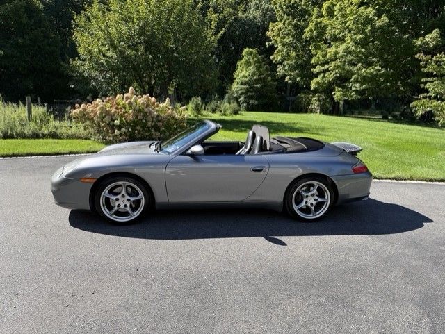 Used 2002 Porsche 911 Cabriolet image 12