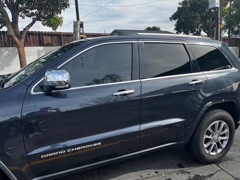 Used 2014 Jeep Grand Cherokee Limited image 11