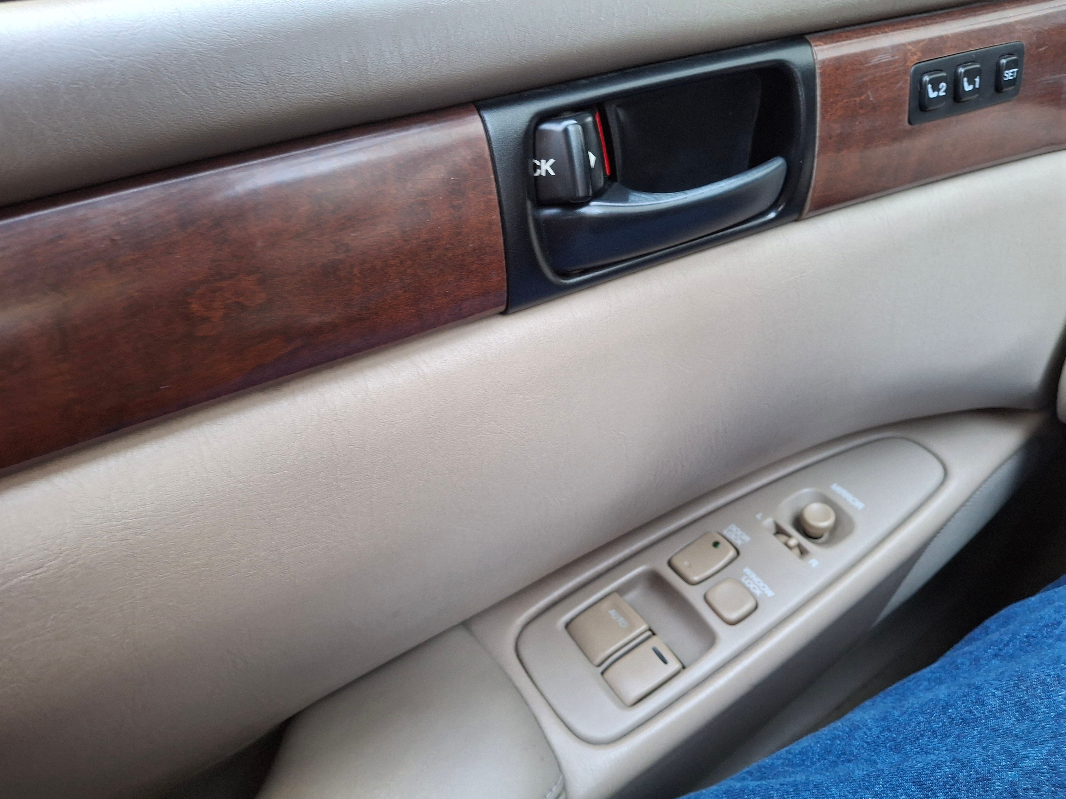 Used 1994 Lexus SC 300 Coupe RWD image 1