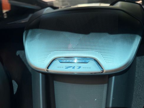 Used 2023 Chevrolet Corvette Stingray Preferred Cpe w/ Z51 Performance Package RWD image 19
