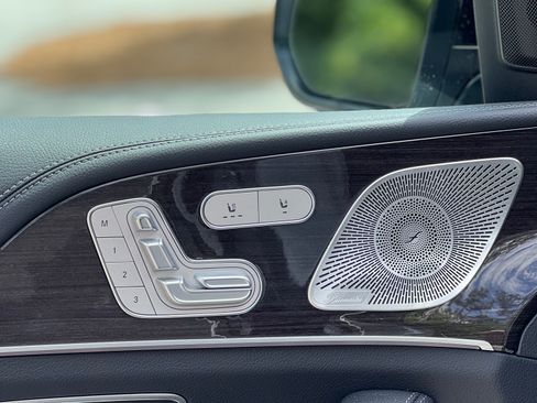 Used 2023 Mercedes-Benz GLE 350 350 Sport Utility 4D image 25