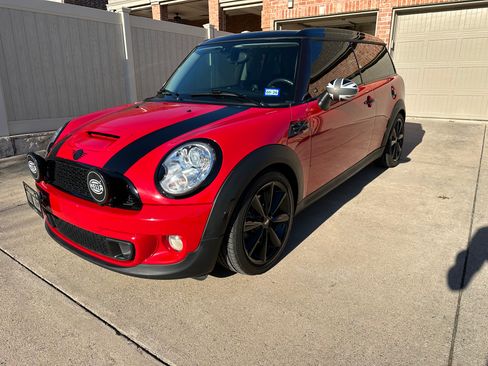 Used 2014 MINI Cooper Clubman S image 1
