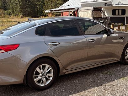 Used 2016 Kia Optima LX w/ LX Convenience Package