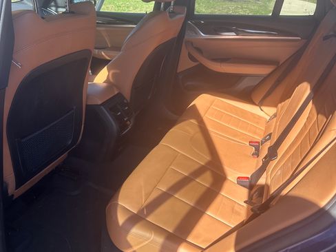 Used 2021 BMW X3 xDrive30i w/ Premium Package image 9