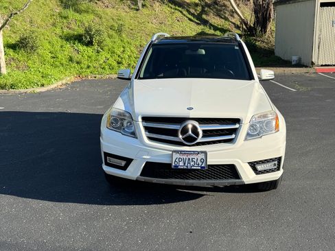 Used 2011 Mercedes-Benz GLK 350 4MATIC image 6