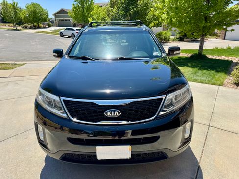 Used 2014 Kia Sorento EX w/ EX V6 Touring Package AWD/4WD image 10