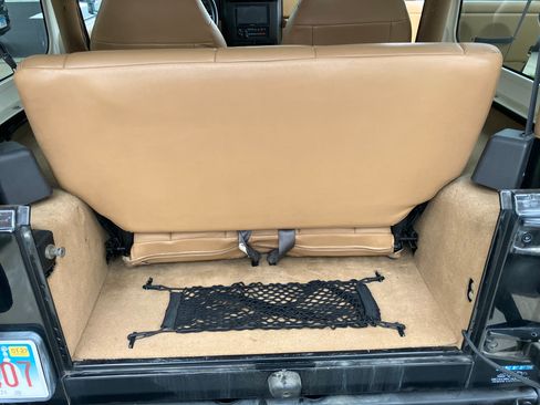 Used 1998 Jeep Wrangler Sahara AWD/4WD image 29
