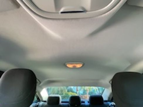 Used 2016 Chrysler 200 Limited w/ Convenience Group image 5