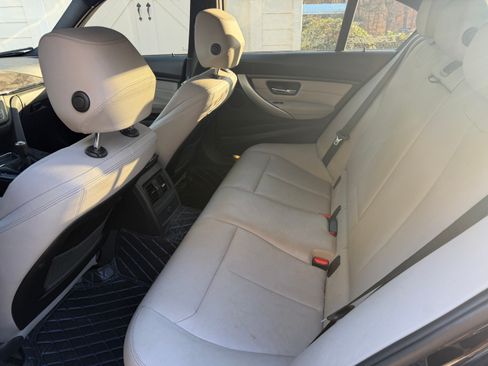 Used 2012 BMW 328i Sedan image 16