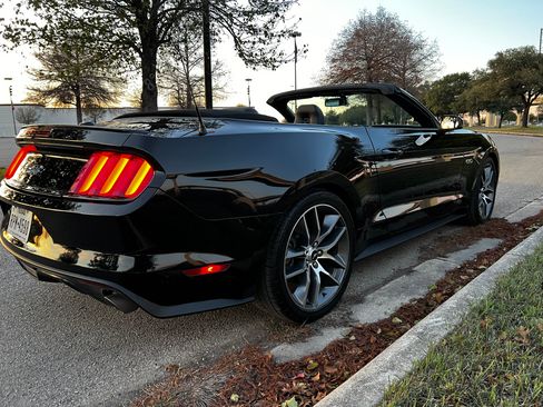 Used 2015 Ford Mustang GT Premium w/ Equipment Group 401A RWD image 6