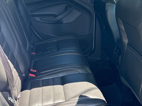 Used 2017 Ford Escape Titanium FWD image 23