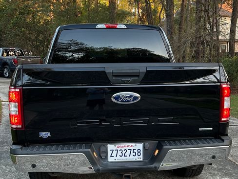 Used 2018 Ford F150 XLT w/ Equipment Group 301A Mid image 4