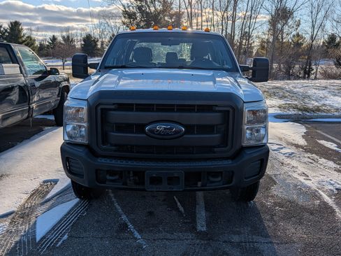 Used 2013 Ford F350 XL image 2