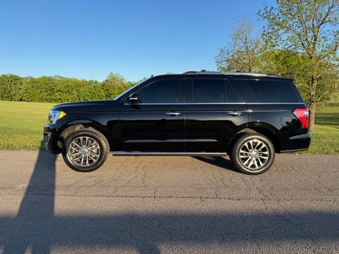 Used 2018 Ford Expedition Limited AWD/4WD image 28
