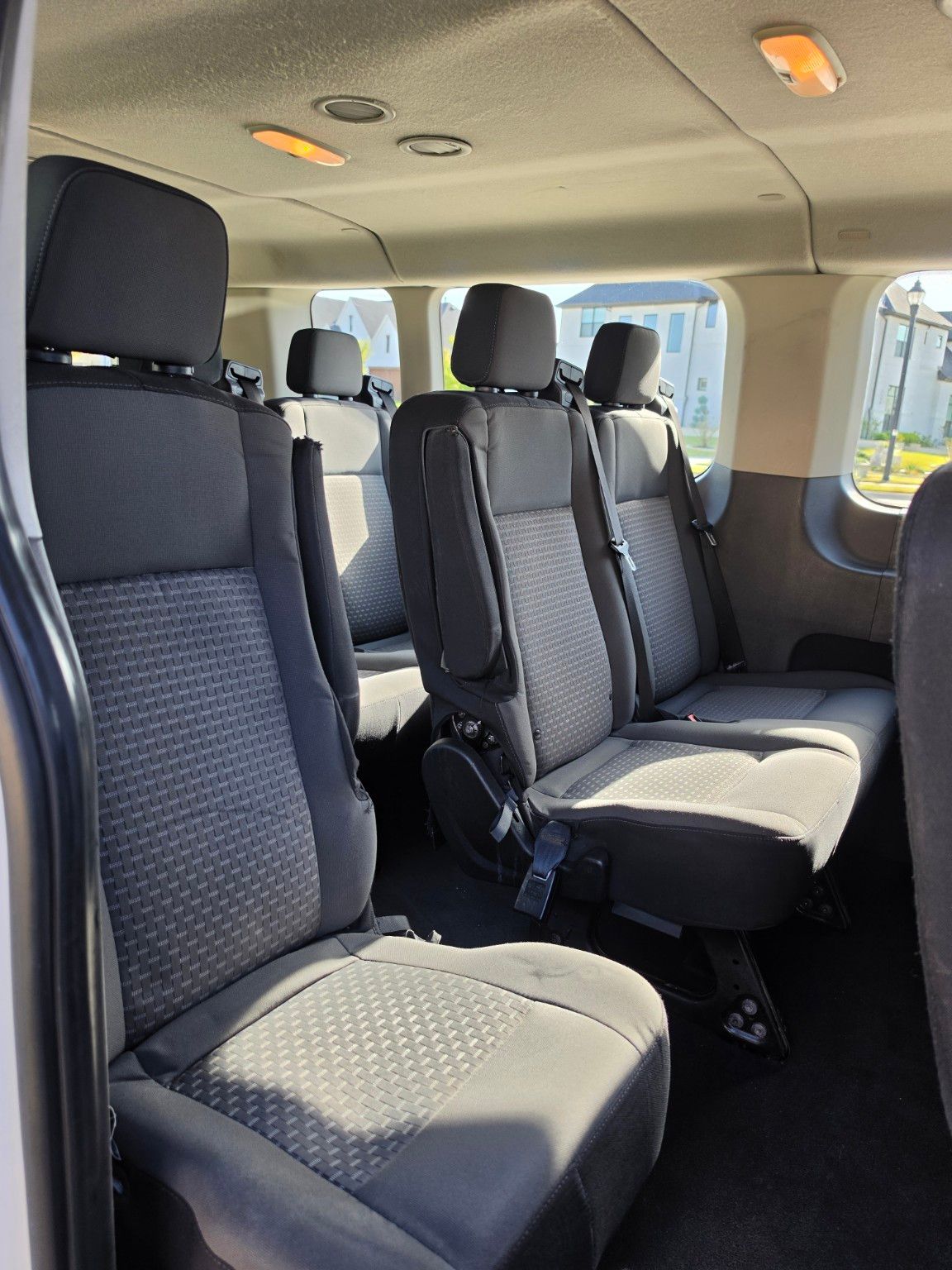 Used 2020 Ford Transit 350 XLT RWD image 2