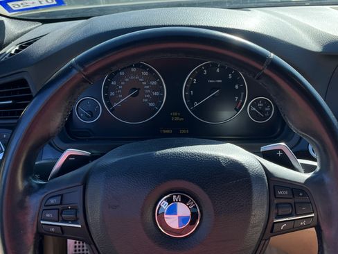 Used 2011 BMW 550i Sedan image 24