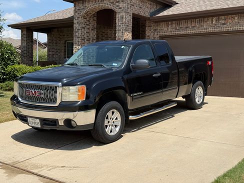 Used 2008 GMC Sierra 1500 SLE w/ Power Pack Plus AWD/4WD image 1