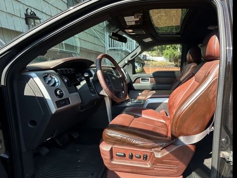 Used 2014 Ford F150 King Ranch w/ King Ranch Luxury Package AWD/4WD image 11