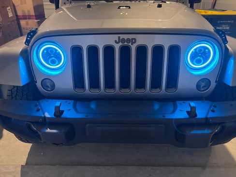 Used 2018 Jeep Wrangler Unlimited Sport image 11