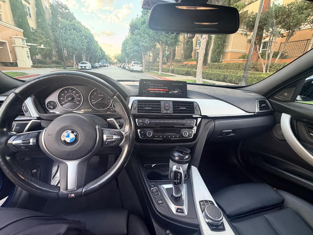 Used 2018 BMW 330e RWD image 6