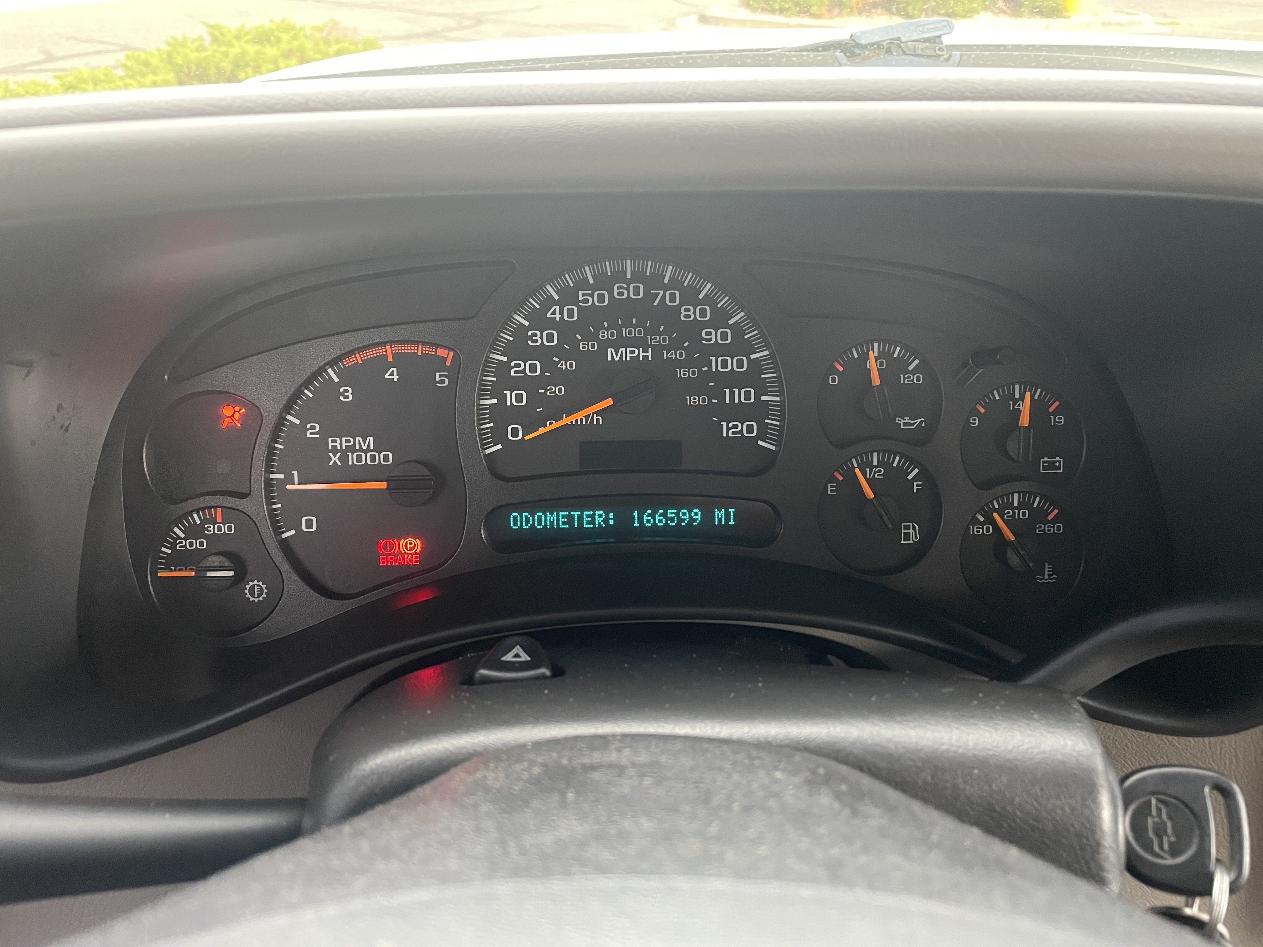 Used 2005 Chevrolet Silverado 2500 LT w/ Heavy-Duty Power Package AWD/4WD image 2
