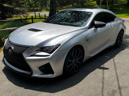 Used 2015 Lexus RC F w/ Premium Package RWD image 5