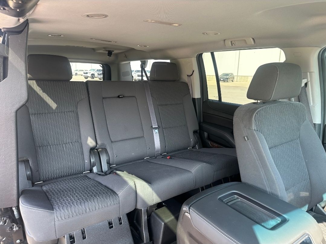Used 2017 Chevrolet Suburban LS AWD/4WD image 14