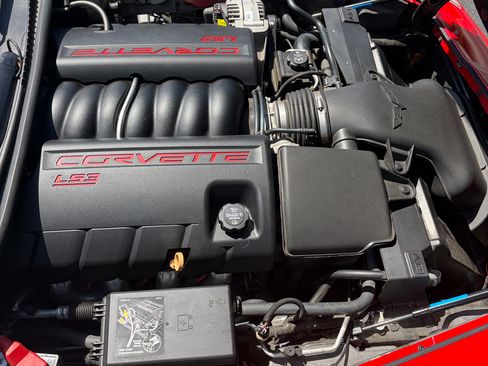 Used 2008 Chevrolet Corvette Coupe w/ Preferred Equipment Group RWD image 21