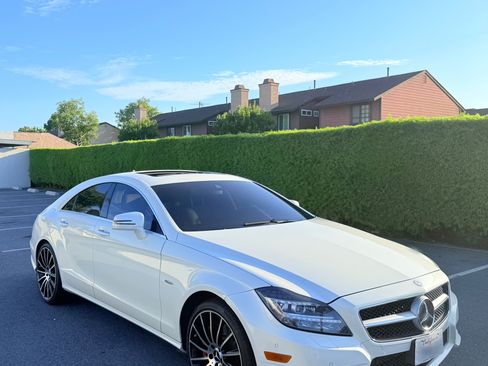 Used 2012 Mercedes-Benz CLS 550 image 1