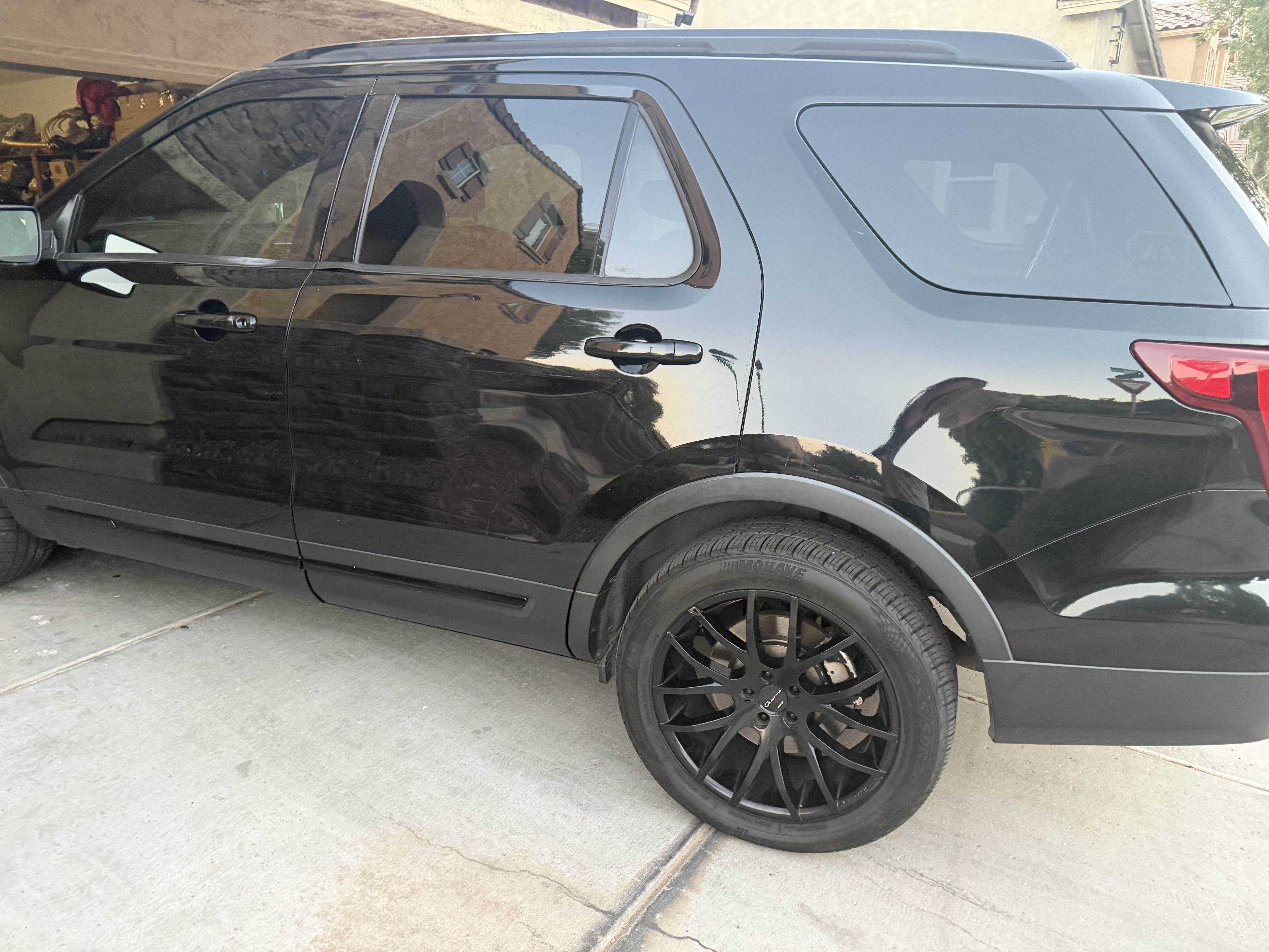 Used 2016 Ford Explorer Sport w/ Equipment Group 401A AWD/4WD image 17