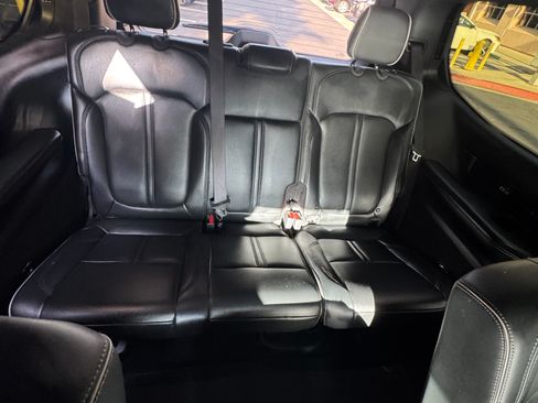 Used 2023 Jeep Grand Wagoneer Series II w/ Quick Order Packagew 28T image 12