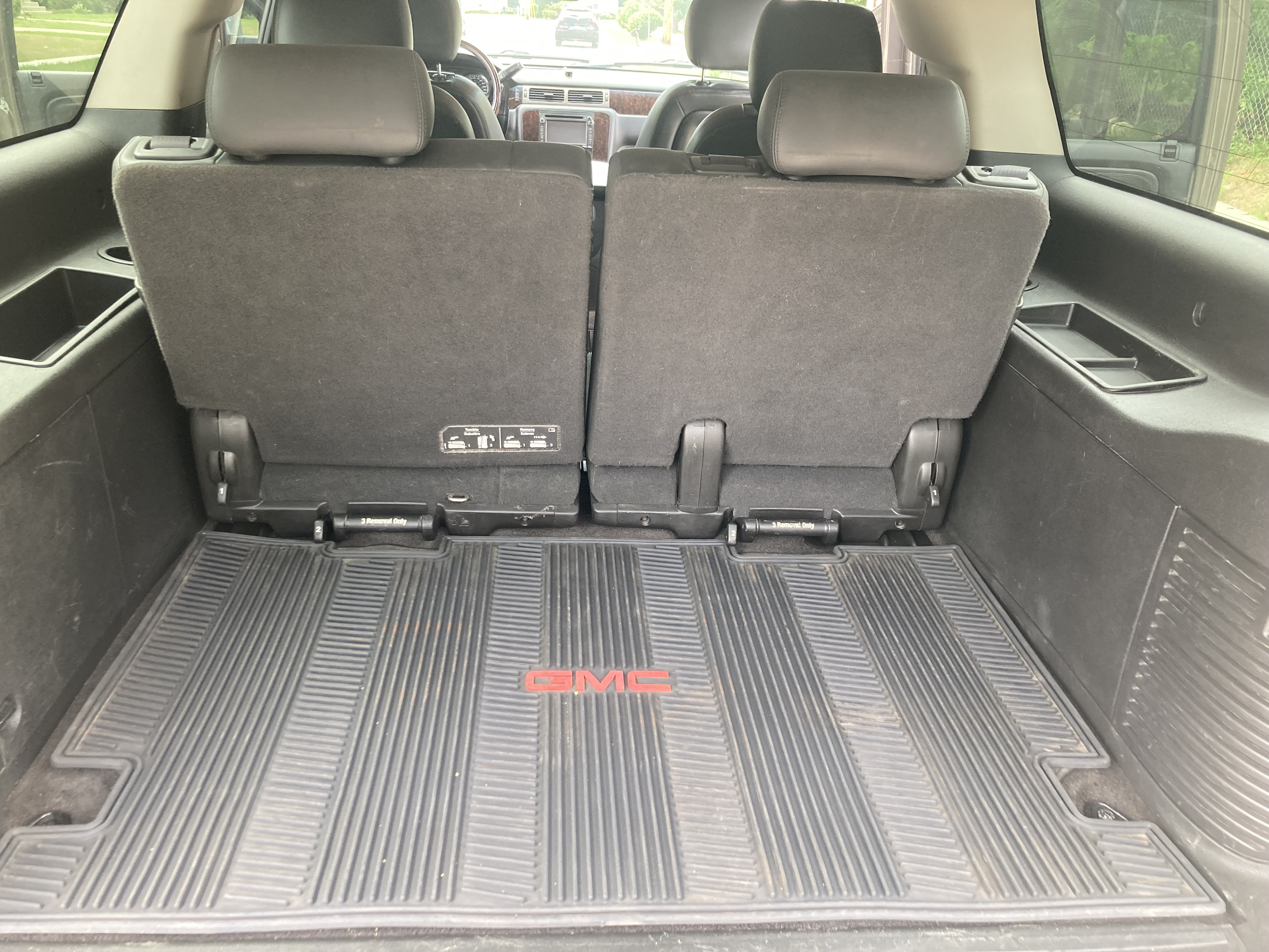 Used 2012 GMC Yukon XL Denali AWD/4WD image 27