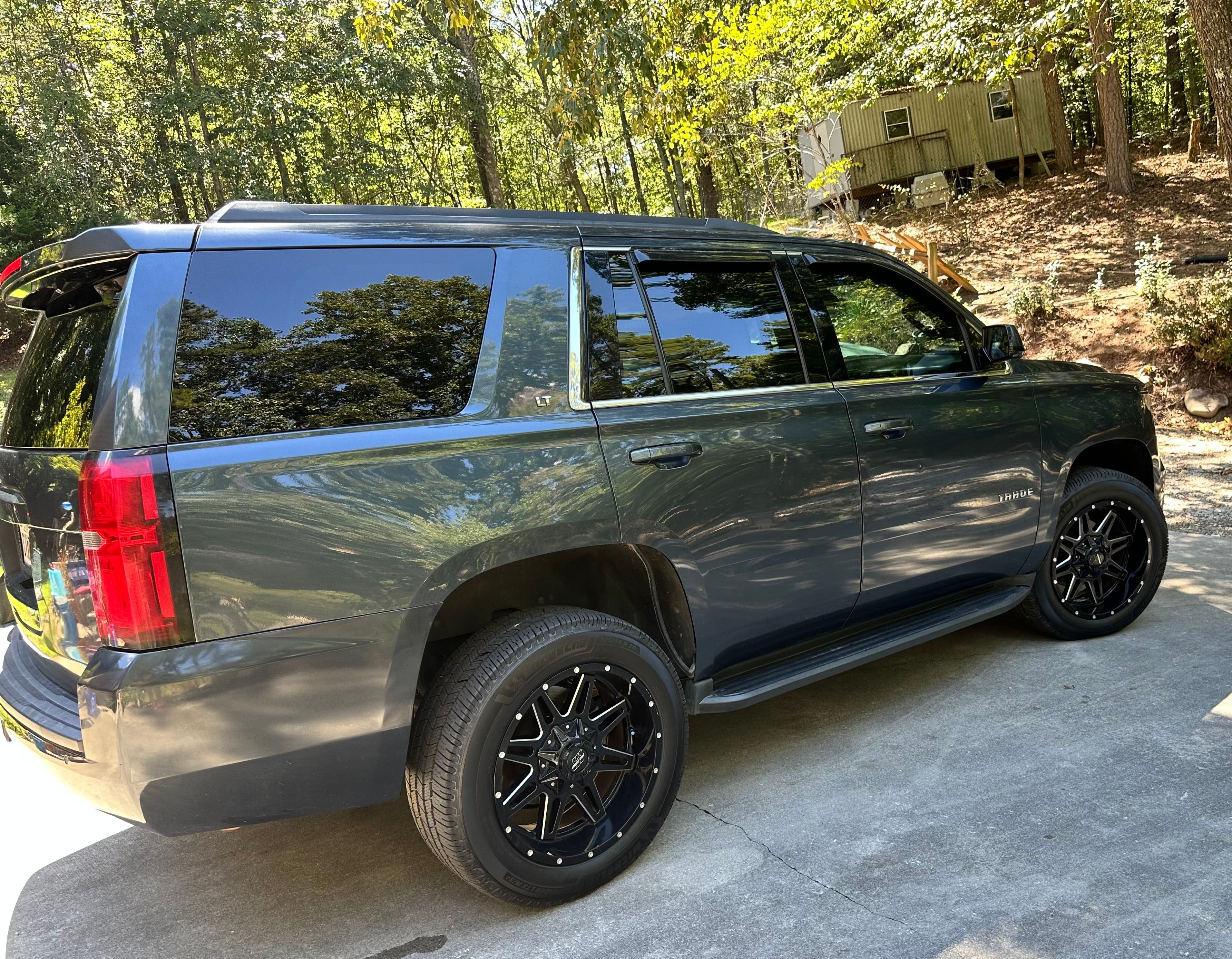 Used 2019 Chevrolet Tahoe LT AWD/4WD image 12
