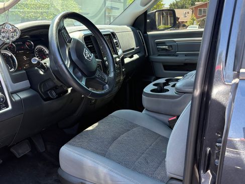 Used 2018 RAM 1500 Big Horn AWD/4WD image 4