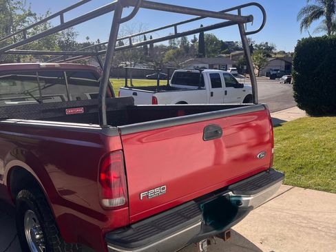 Used 2001 Ford F250 2WD Crew Cab Super Duty image 4