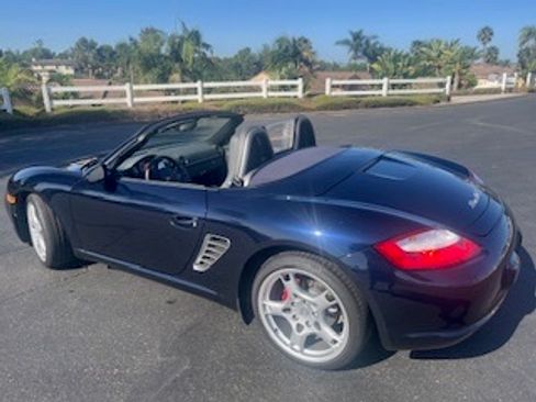 Used 2005 Porsche Boxster S RWD image 9
