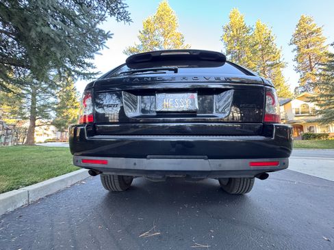 Used 2012 Land Rover Range Rover Sport HSE image 15