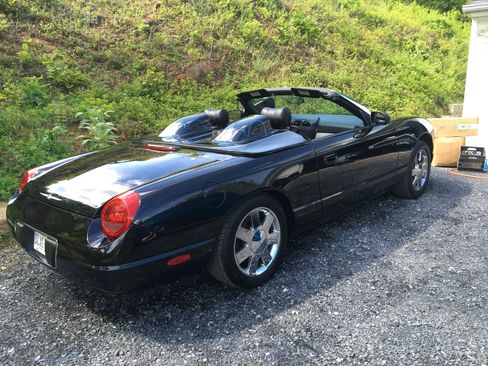 Used 2003 Ford Thunderbird RWD image 4