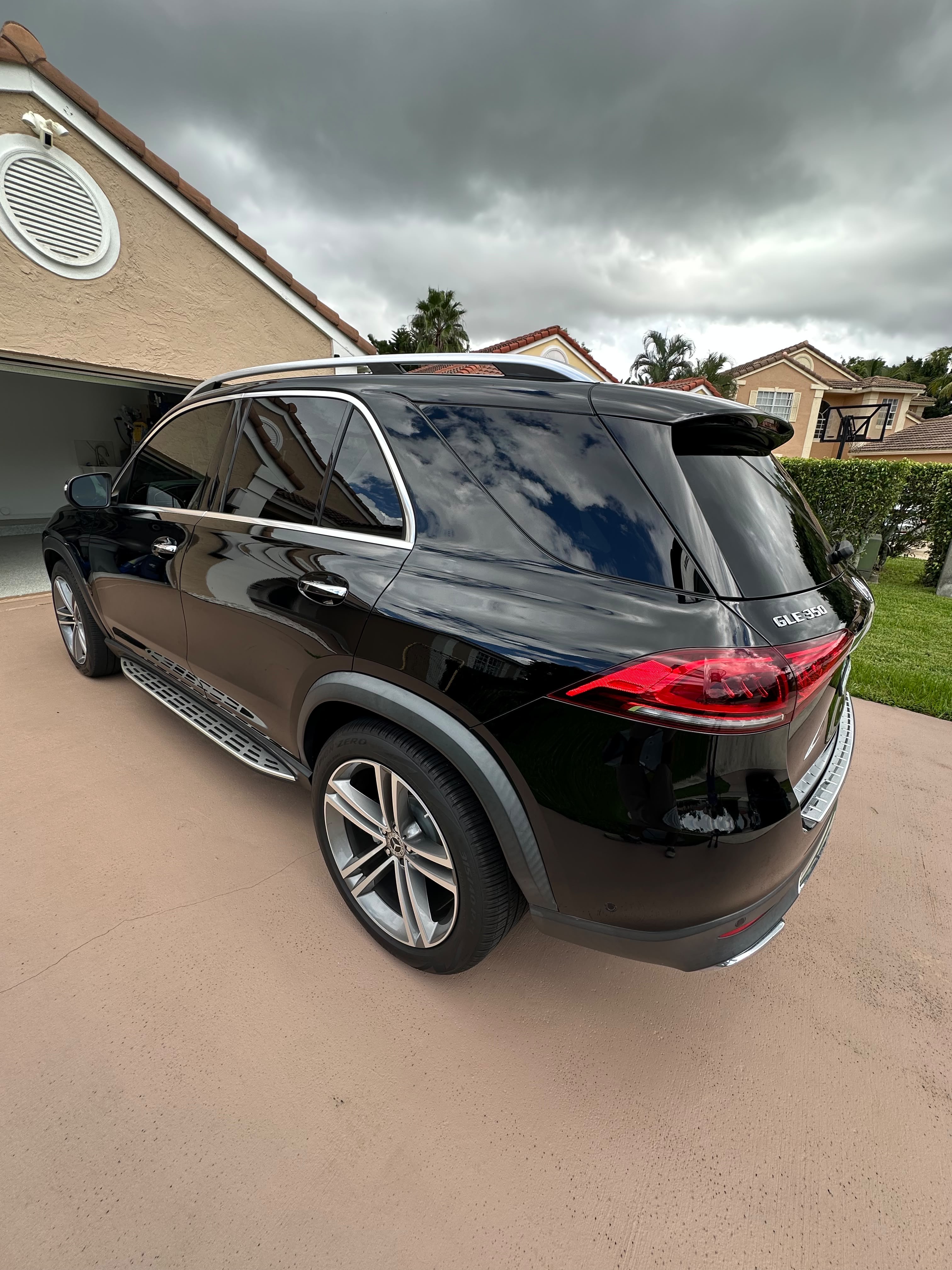 Used 2021 Mercedes-Benz GLE 350 image 5
