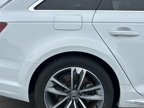 Used 2018 Audi A4 2.0T allroad Premium w/ Convenience Package image 13