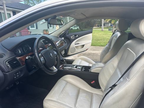 Used 2009 Jaguar XKR R image 10