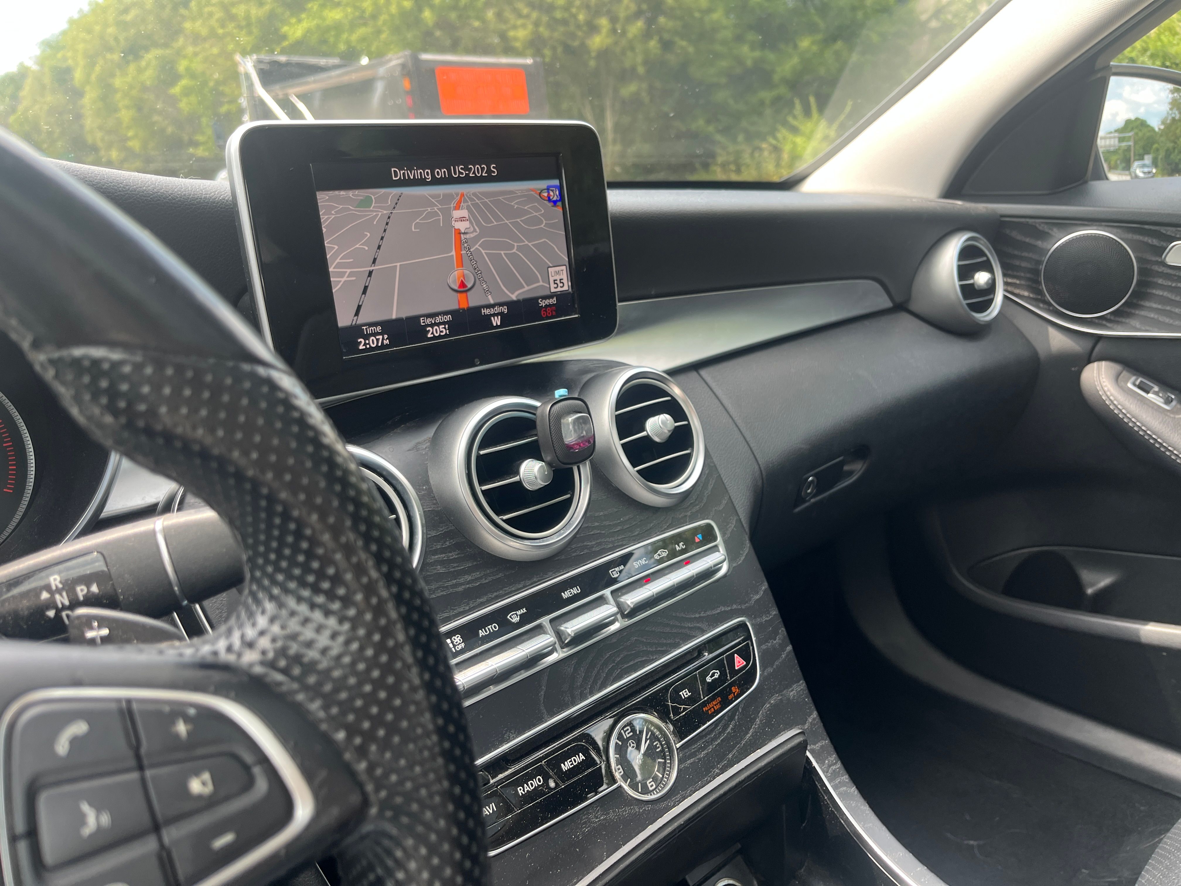 Used 2017 Mercedes-Benz C 300 4MATIC Sedan image 7
