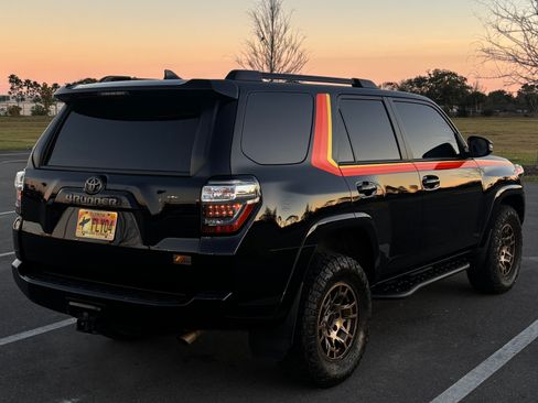 Used 2023 Toyota 4Runner 40th Anniversary SE image 10
