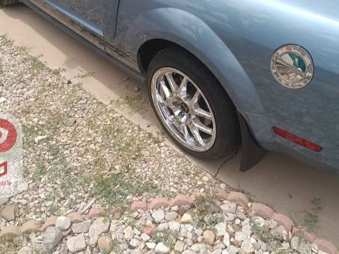 Used 2005 Ford Mustang Deluxe Convertible image 5