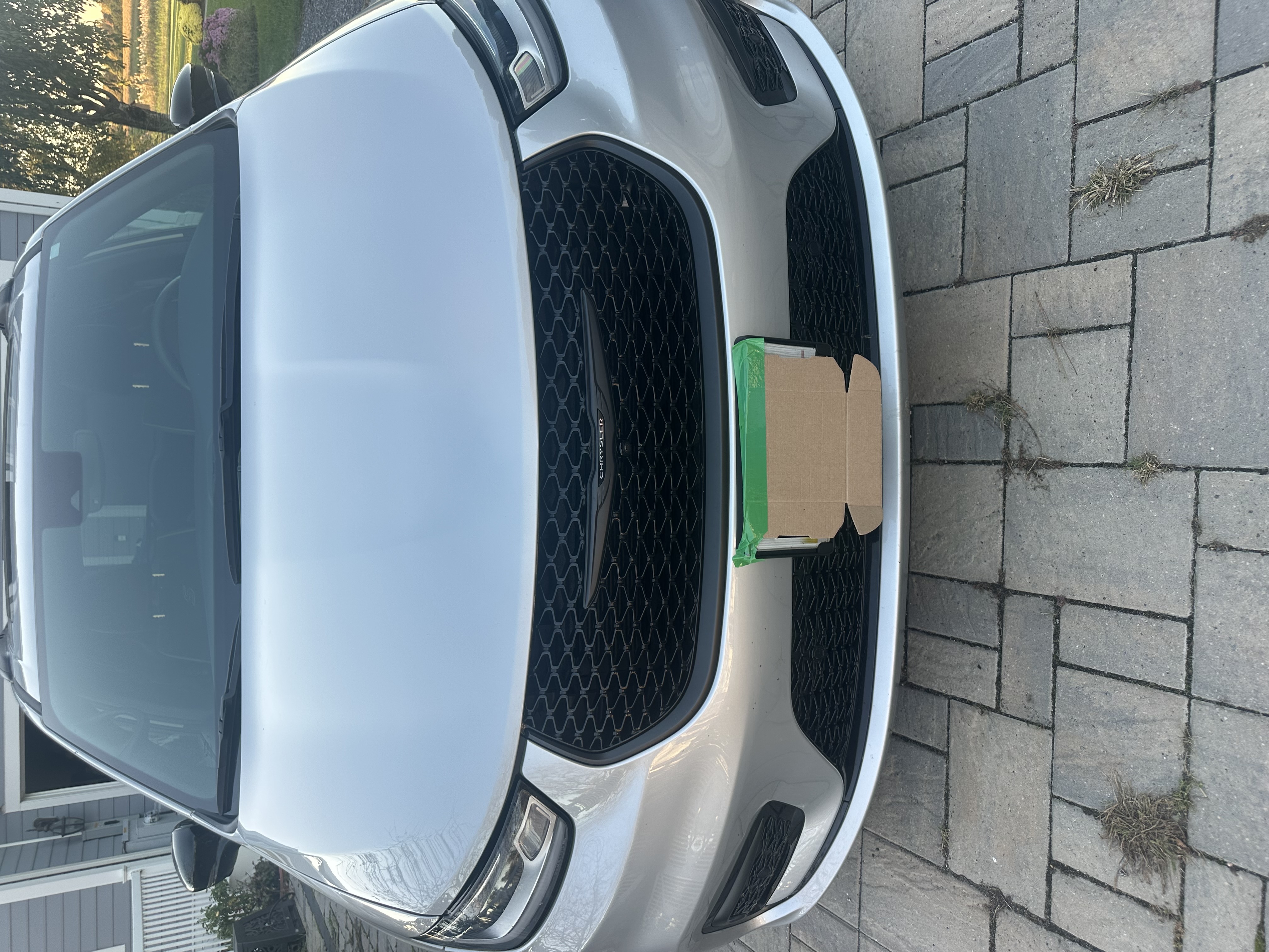 Used 2024 Chrysler Pacifica Limited w/ S Appearance Package FWD image 1