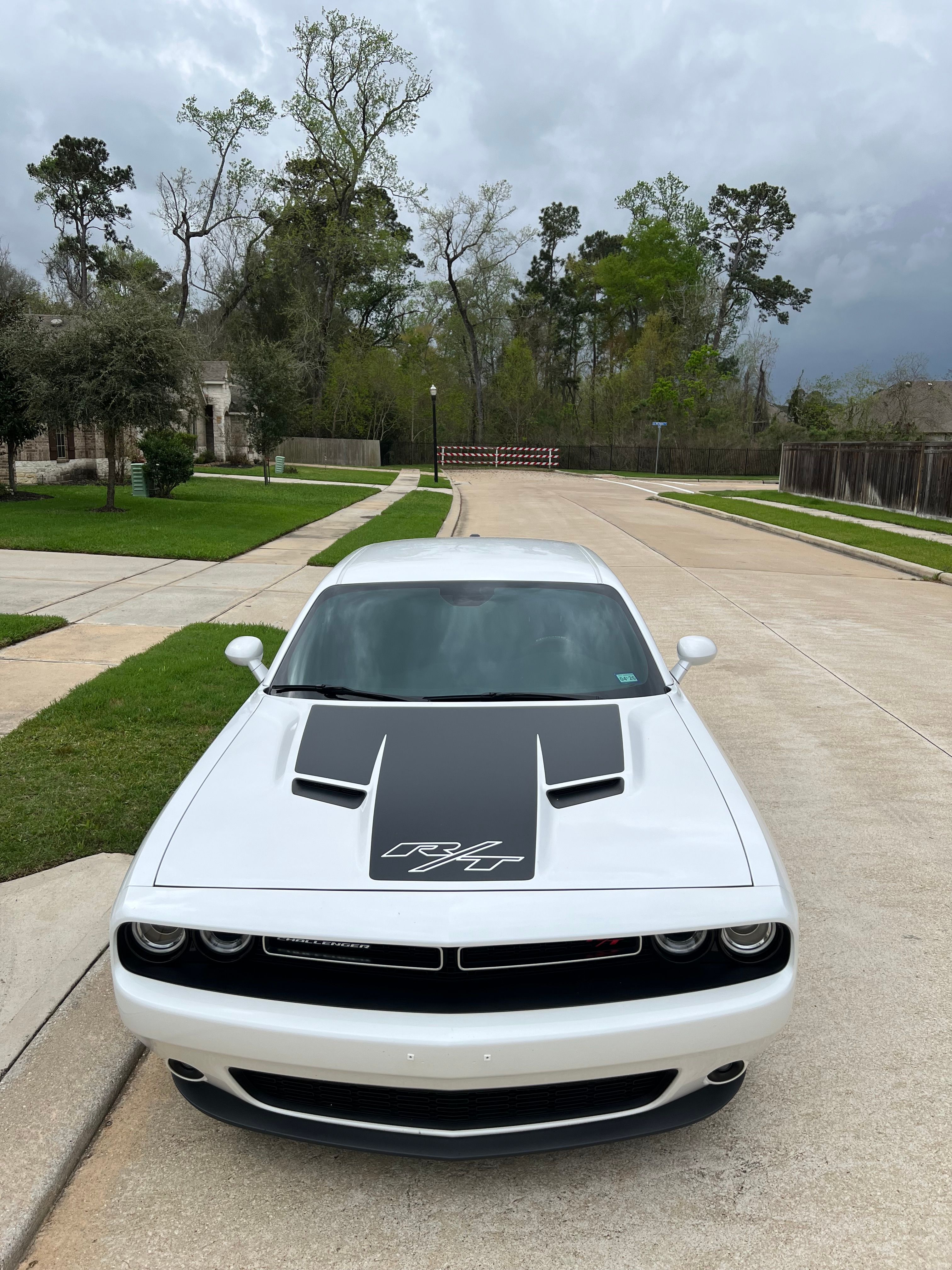 Used 2015 Dodge Challenger R/T w/ Quick Order Package 28B R/T RWD image 11