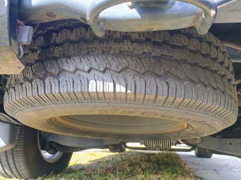 Used 2011 Nissan Pathfinder SV image 17