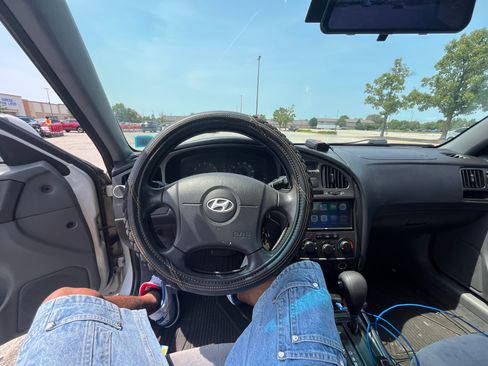 Used 2006 Hyundai Elantra Limited FWD image 15