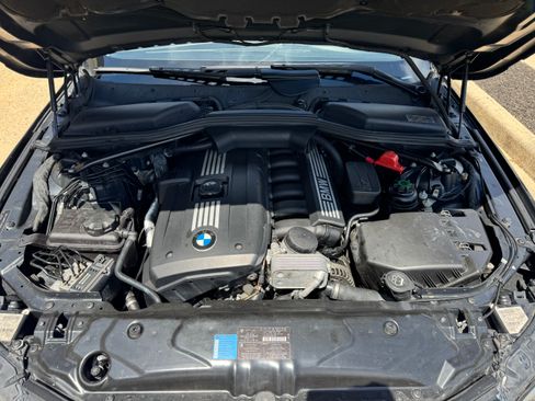 Used 2009 BMW 528i xDrive Sedan AWD/4WD image 15