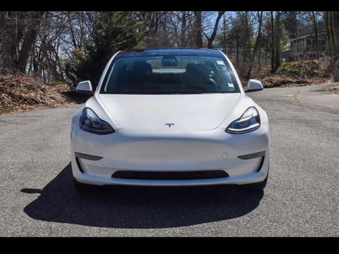 Used 2023 Tesla Model 3 Standard Range RWD image 15
